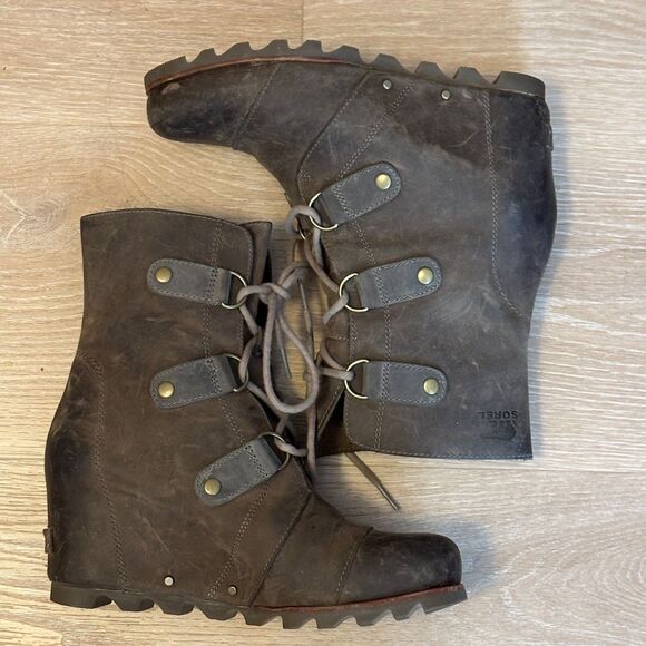 Sorel Joan of Arctic Wedge Mid Lace Up Brown - Picture 1 of 7